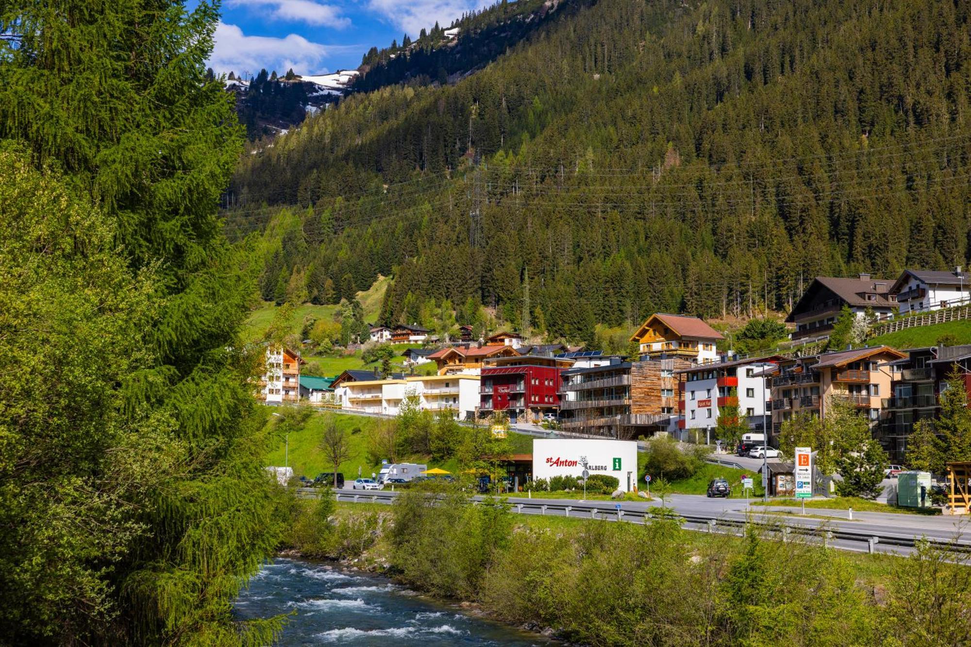 Haus Freunden Apartment Sankt Anton am Arlberg Exterior photo
